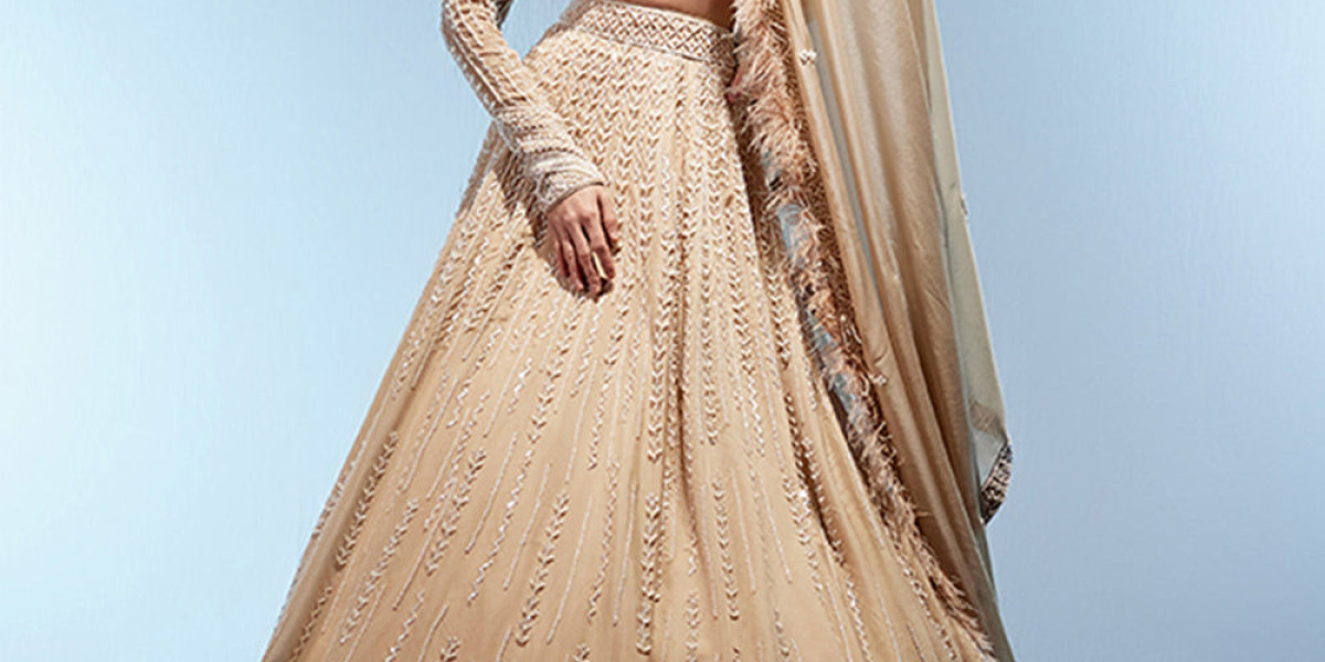 White Lehenga for Wedding: Redefining Bridal Elegance with Grace and Glamour