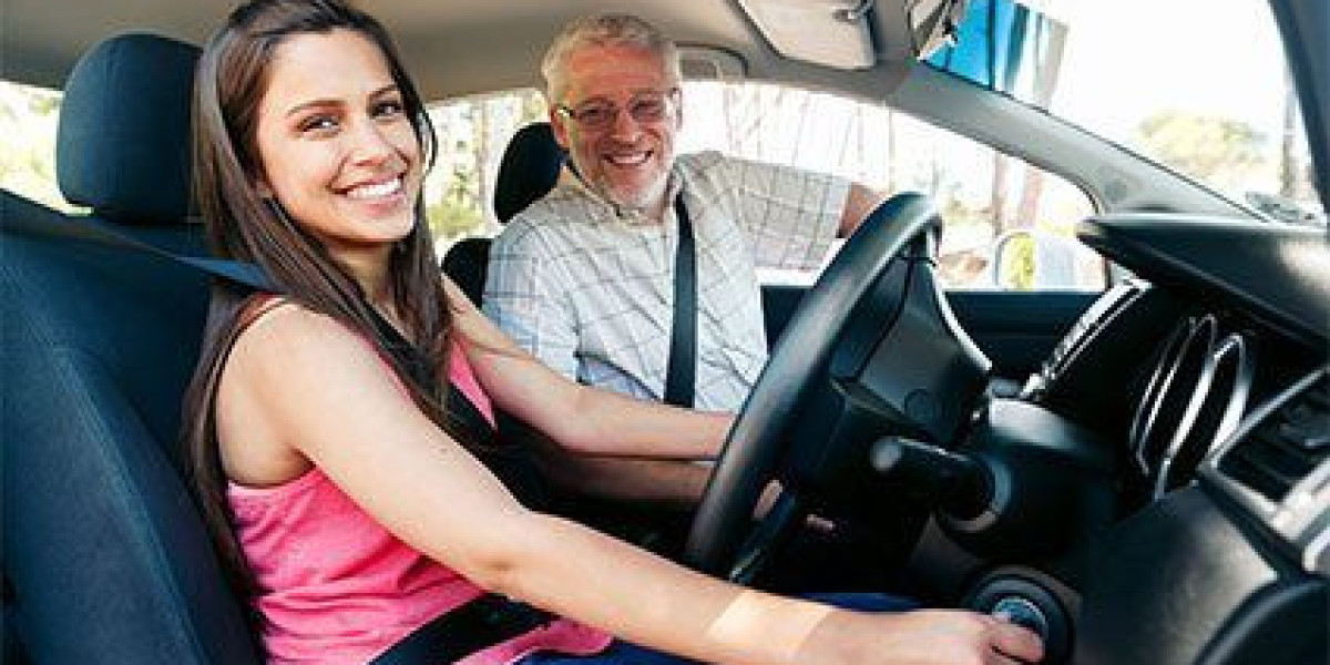 The Art of Acceleration: Intensive Driving Courses in Oxford as a Modern Educational Paradigm