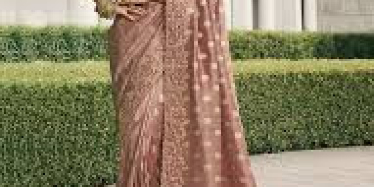 Regional Artistry and Craftsmanship in WomenSaree Traditions