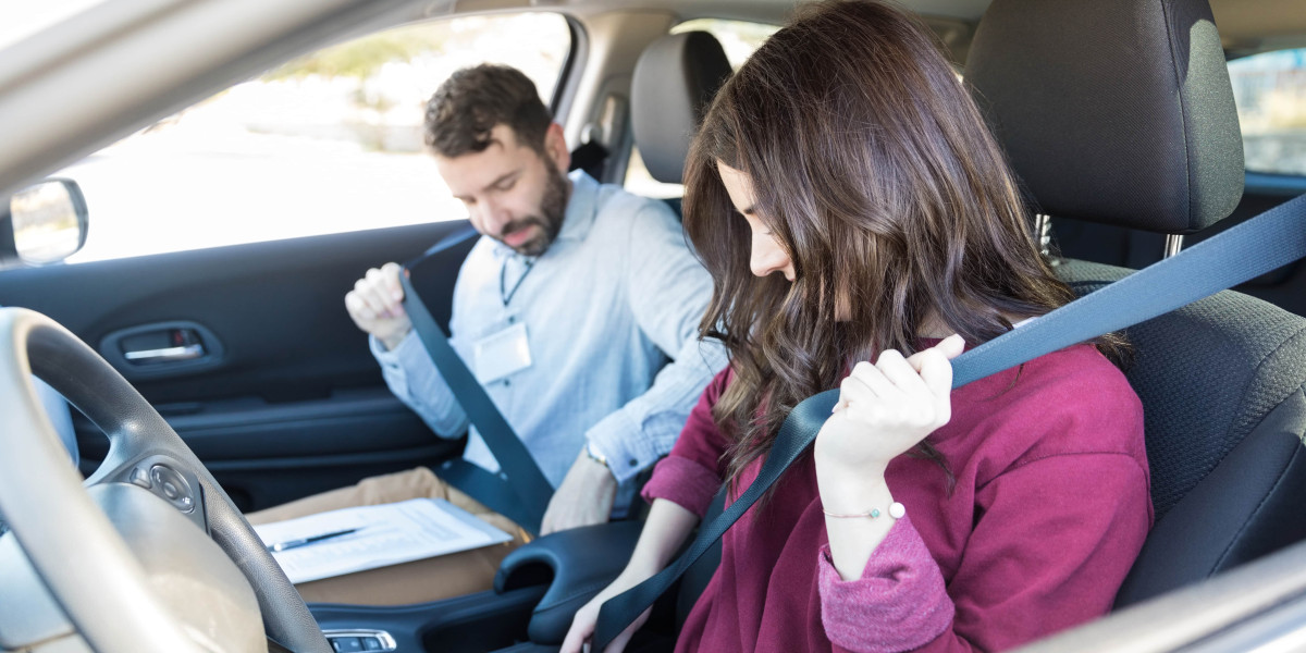 How Much Can Buying A Driving Licence Experts Make?