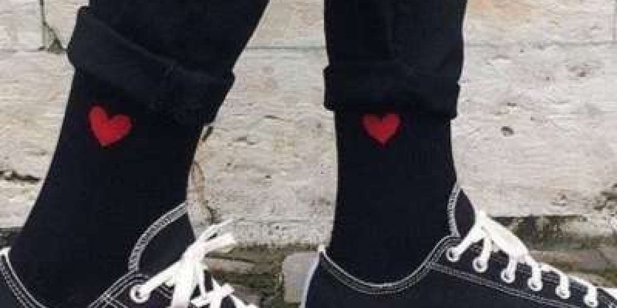 Comme Des Garcons How to Spot Fake vs Real Pieces