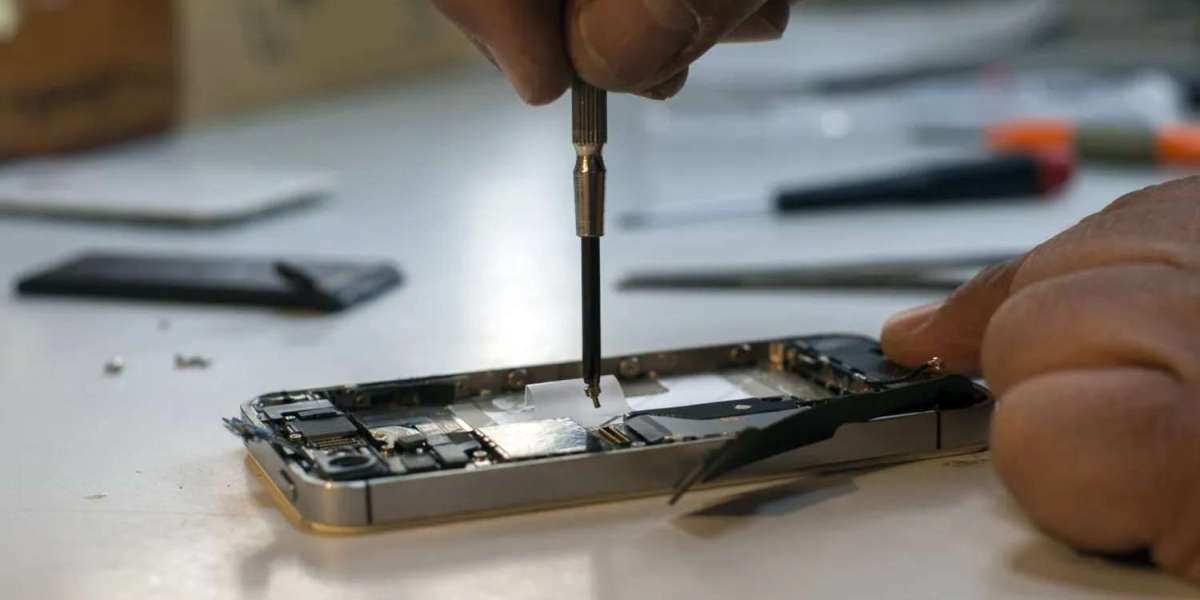 iPhone Service Center: Tips to Extend Your iPhone’s Lifespan
