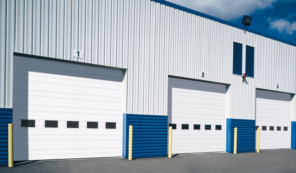 10 Signs You Need Emergency Garage Door Repair Right Now – Longmont Garage Door Repair Bro's