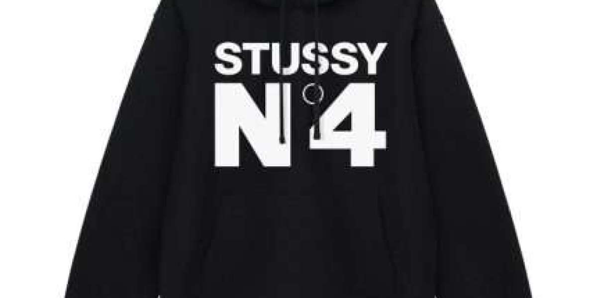 Stussy Clothing: The Streetwear Trend Defining Fashion in 2026