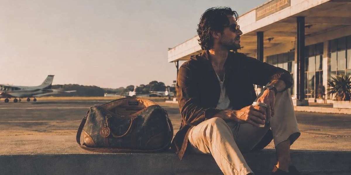 Lustra Atelier: Luxury Leather Bags Made for Real Travel