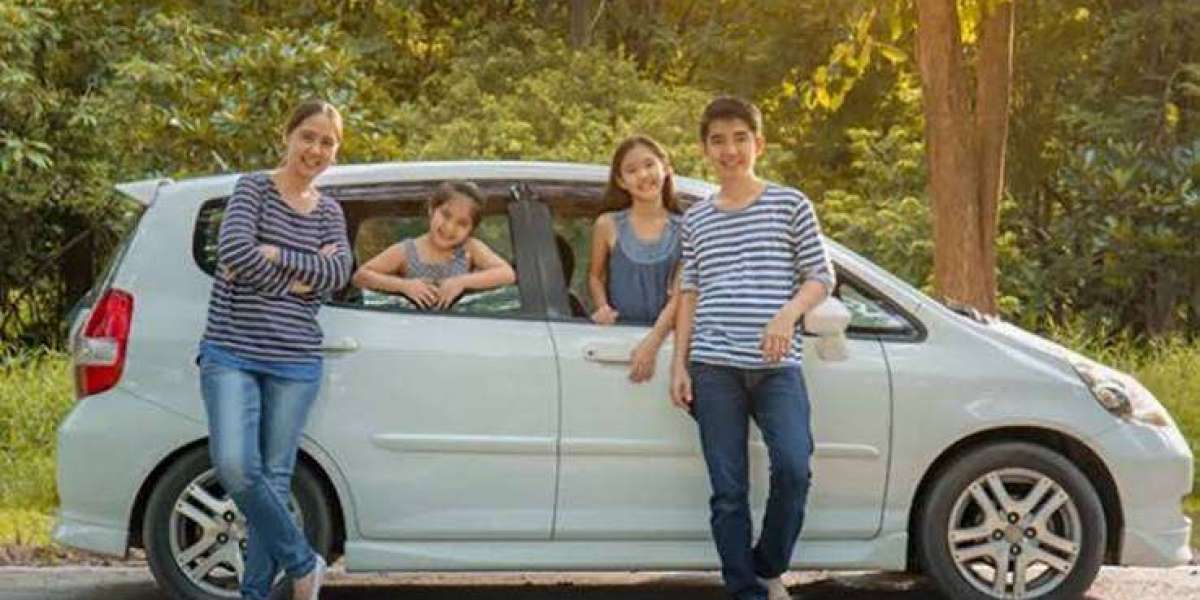 How to Choose a Family Car: Complete Buying Guide for Pakistan
