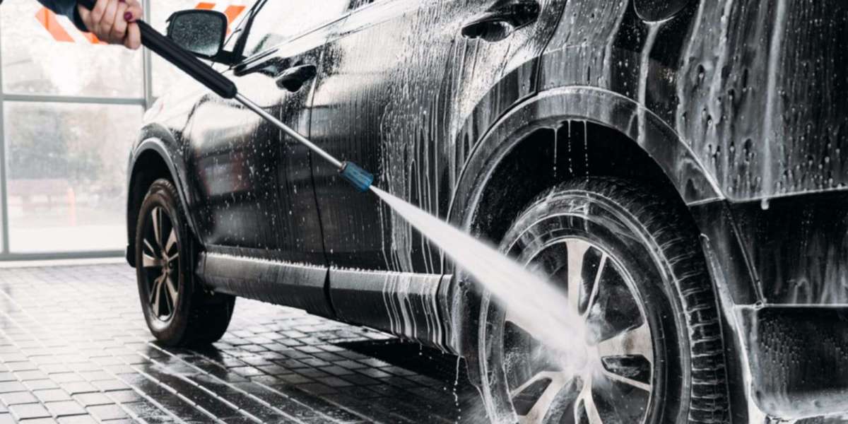 Why Drivers Are Choosing Brushless Carwash Services