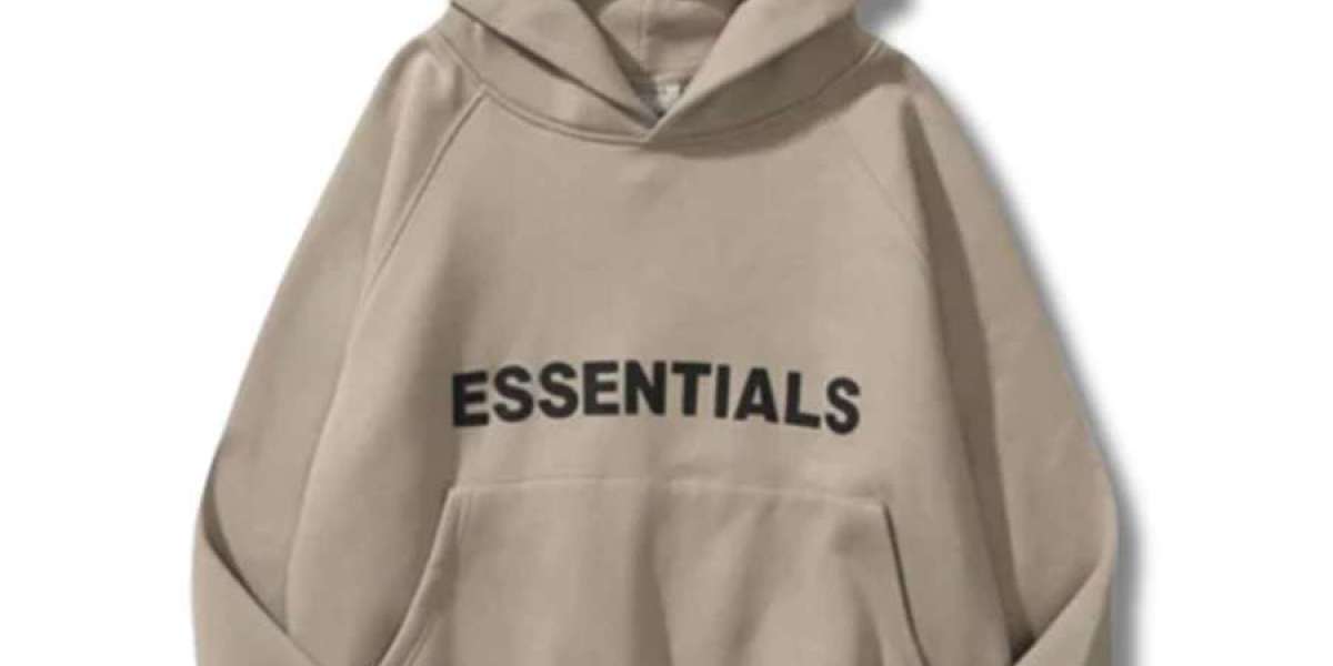 Essentials Hoodie Outfit Mistakes to Avoid